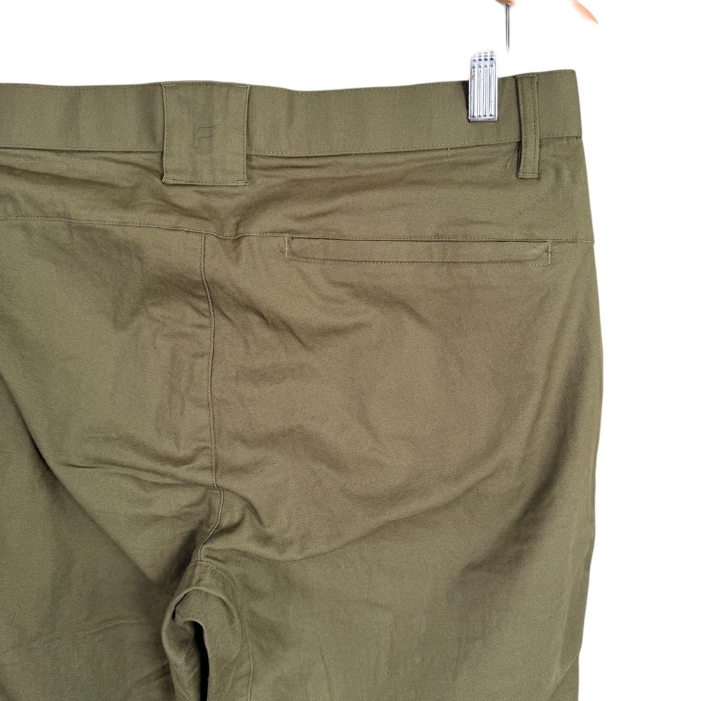 Fabletics Chino Pants Mens Actual 34x32‎ Olive Green Stretch Cotton Tapered